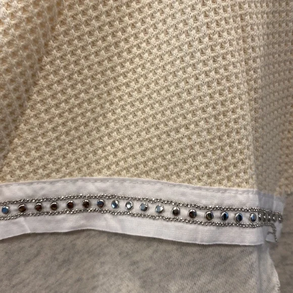 FINAL PRICE DROP POL NWOT Cream and Gray cowl neck Hoodie size small - Picture 3 of 5